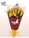 Bouquet of yellow tulips + gift